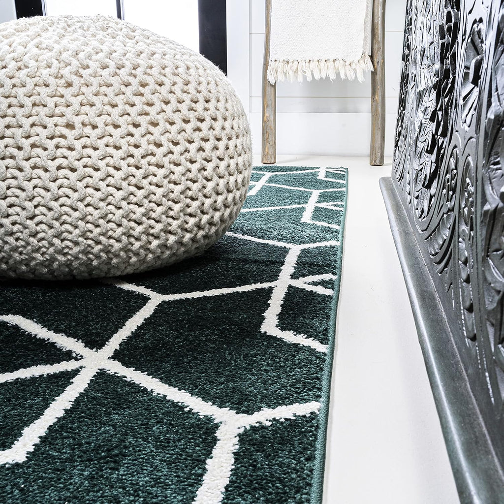 JONATHAN Y Tumbling Blocks Green/White Runner Rug 2x8, Modern,Contemporary,Geometric,Casual, Easy-Cleaning for Living Room,Bedroom,Kitchen,Pet Friendly,Non-Shedding (SEU101D-28)