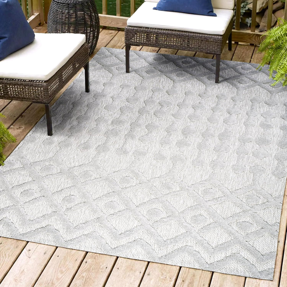 JONATHAN Y Moroccan Diamond Indoor Outdoor Area Rug 3X5 Light Gray, Peralta for Backyard, Patio, Porch, Easy-Cleaning, High Traffic, Pet-Friendly, Non-Shedding (IBZ103C-3)