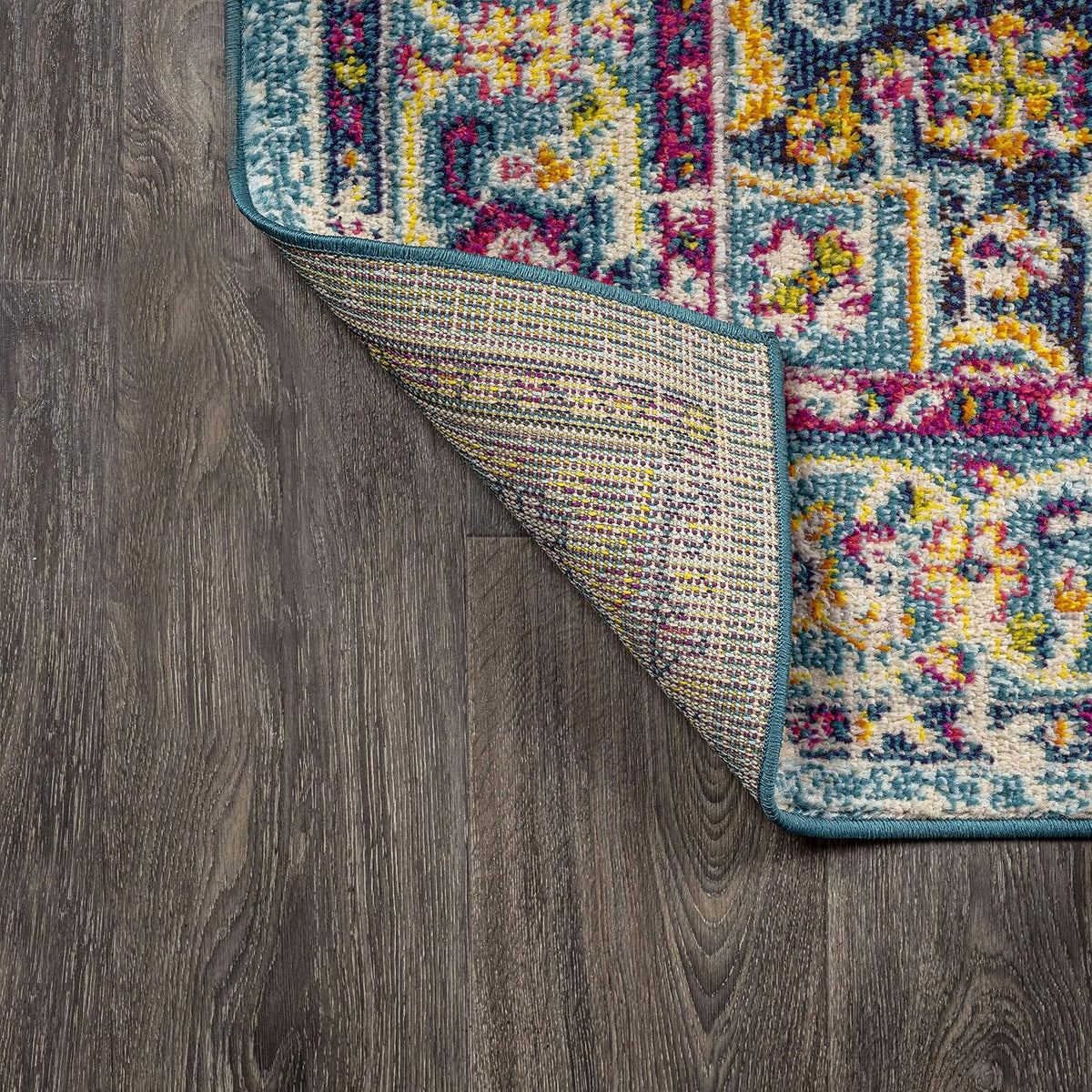 JONATHAN Y Brooklyn Geometric Medallion Blue/Multi Indoor Area Rug, 4x6, Vintage, Bohemian, Easy-Cleaning for Living Room, Bedroom, Kitchen, Pet Friendly, Non-Shedding (MDP207E-4)