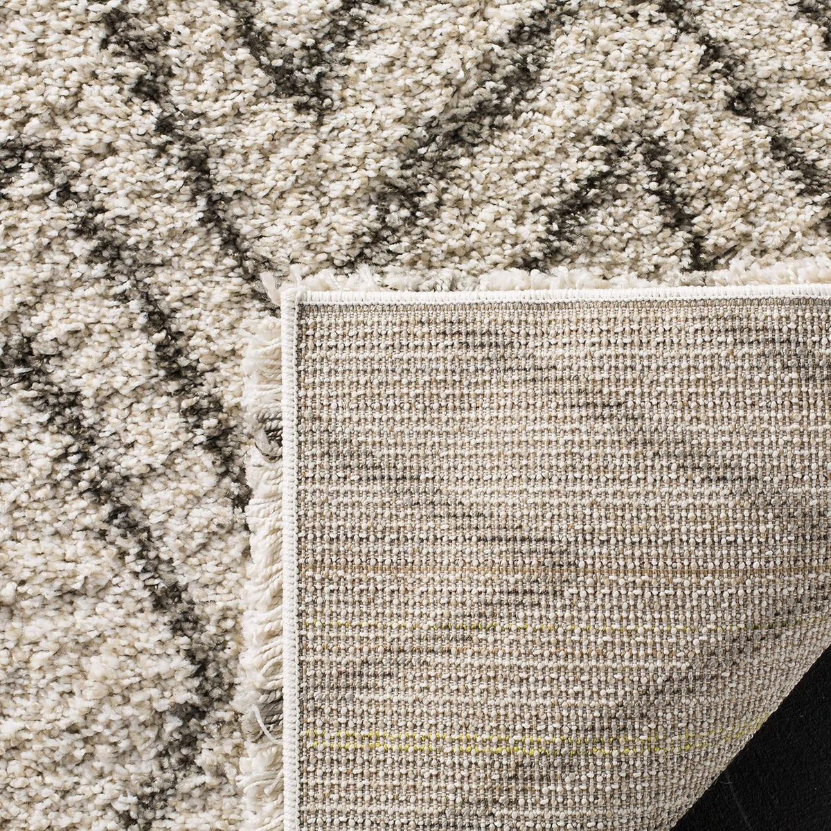 SAFAVIEH Hudson Shag Accent Rug 2x3, Plush Ivory & Grey SGH332A