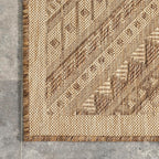 nuLOOM Landry Brown Geometric Power Loomed Indoor/Outdoor Area Rug, 4' x 6'