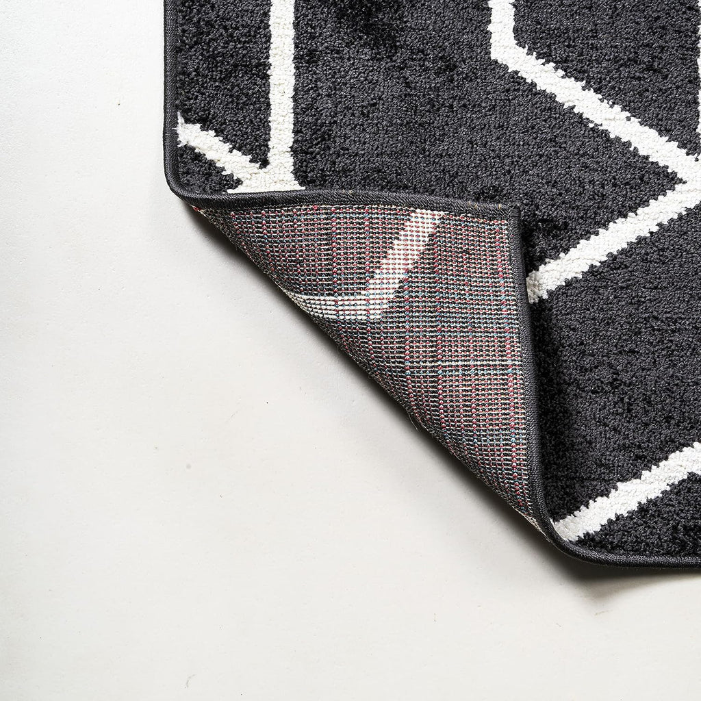 JONATHAN Y Tumbling Blocks Black/White Runner Rug 2x8, Modern,Contemporary,Geometric,Casual, Easy-Cleaning for Living Room,Bedroom,Kitchen,Pet Friendly,Non-Shedding (SEU101A-28)